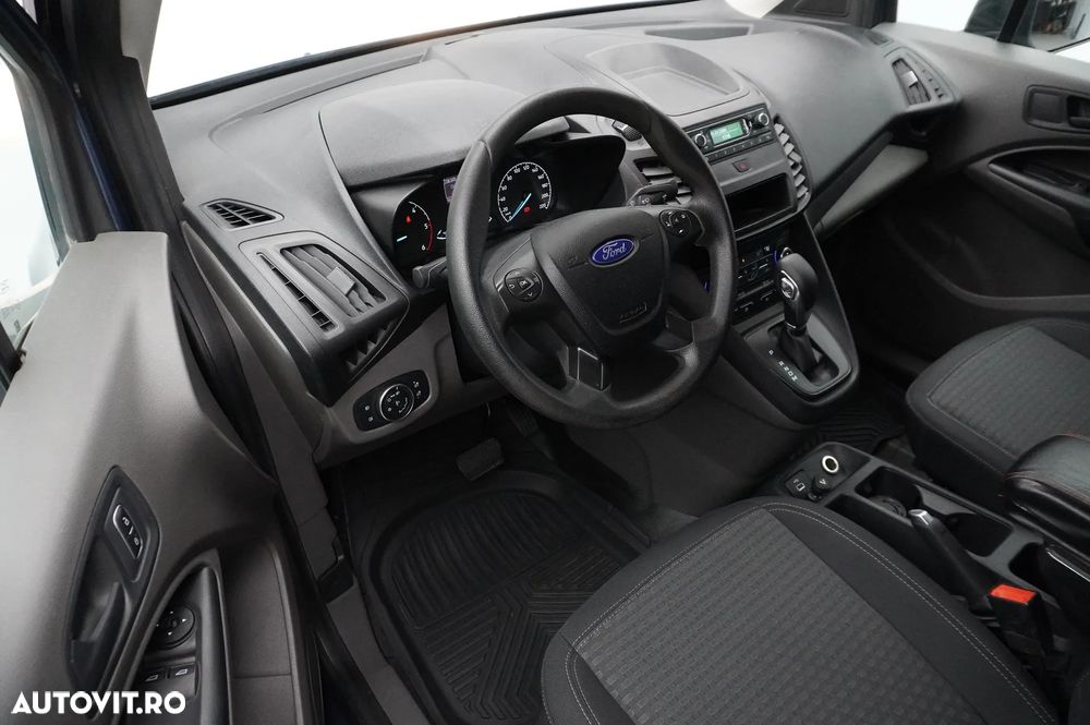 Ford Transit Connect - 11