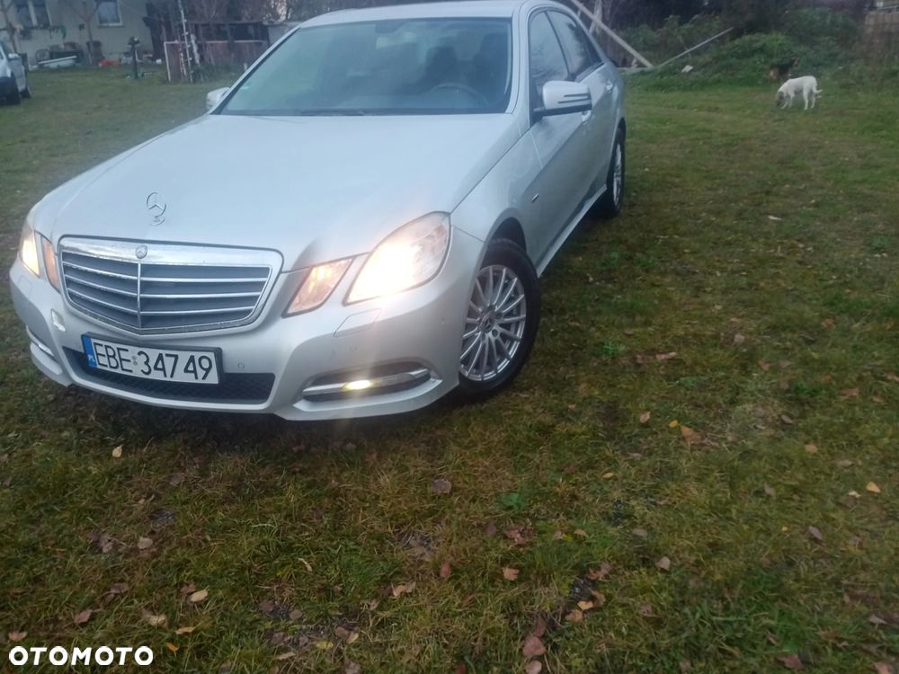 Mercedes-Benz Klasa E 220 CDI DPF BlueEFFICIENCY Automatik - 7