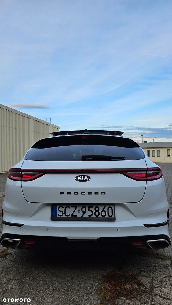 Kia ProCeed 1.6 T-GDI GT DCT - 25