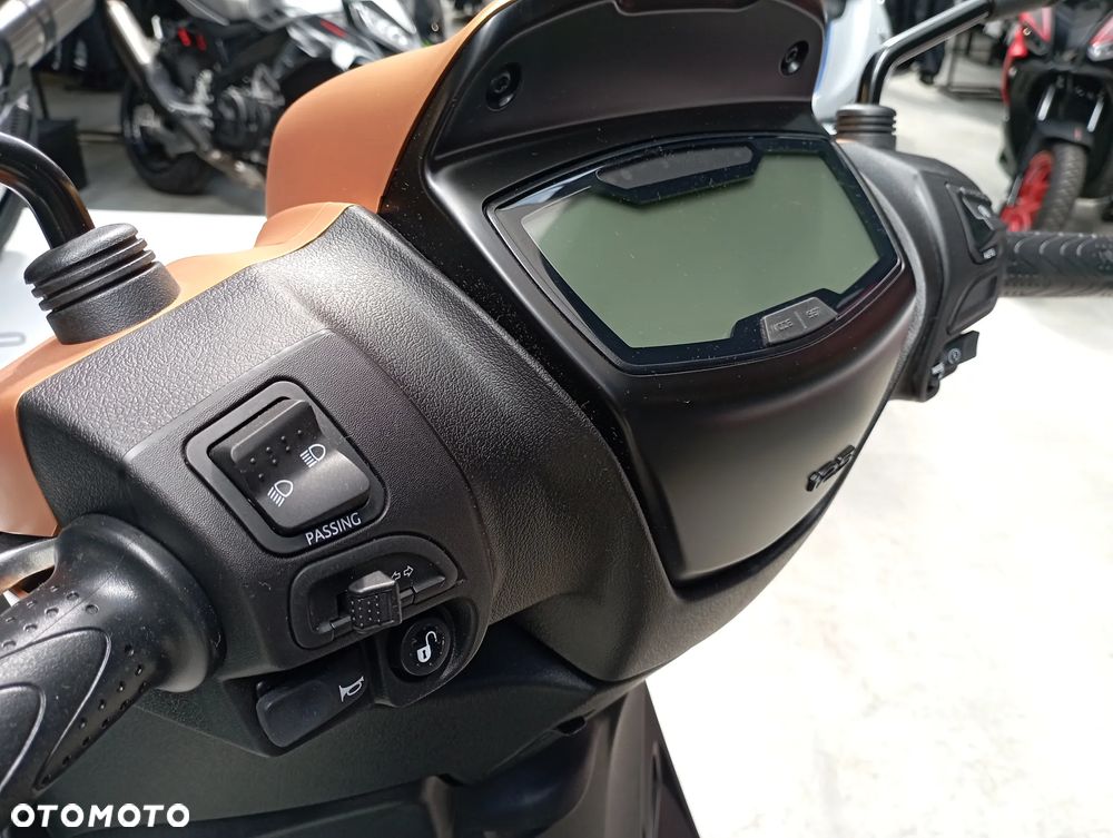Piaggio Medley - 10