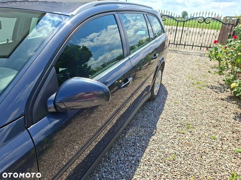 Opel Vectra 1.8 Essentia - 16