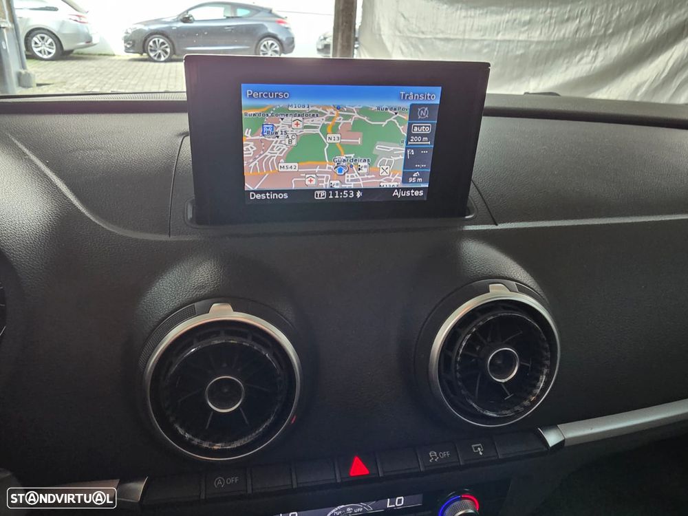 Audi A3 Sportback 1.6 TDI (clean diesel) S line Sport Pack - 27