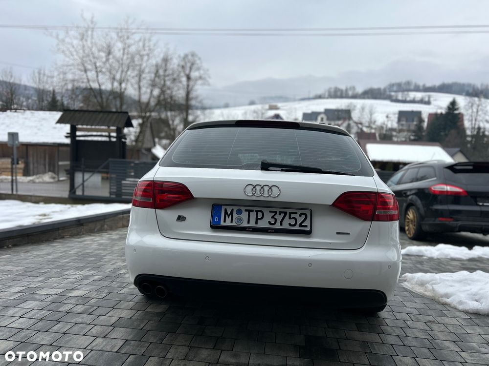 Audi A4 Avant 2.0 TDI DPF quattro S line Sportpaket (plus) - 6