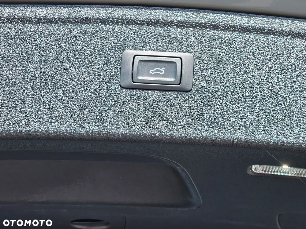 Audi Q5 40 TDI mHEV Quattro S Line S tronic - 23