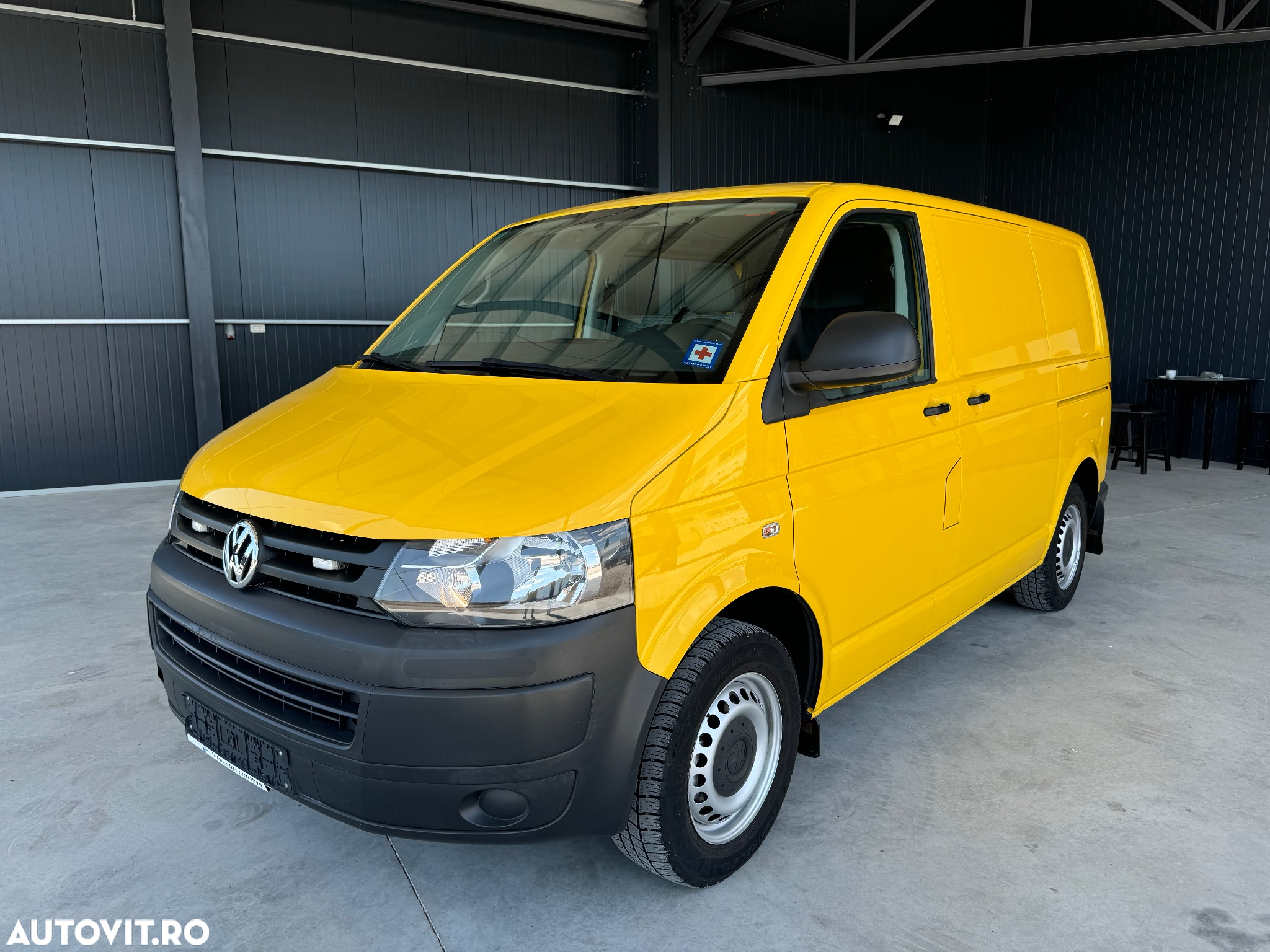 Volkswagen Transporter T5 - 2