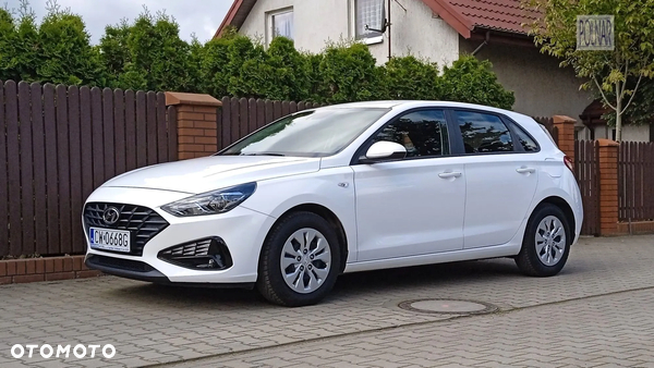 Hyundai i30 1.5 DPI Classic +