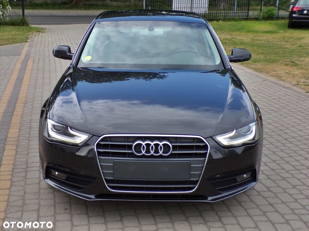 Audi A4 Limousine 2.0 TDI DPF Ambiente - 5