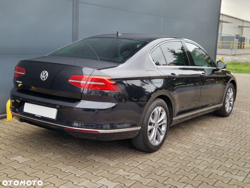 Volkswagen Passat 2.0 TDI BMT Highline DSG - 11