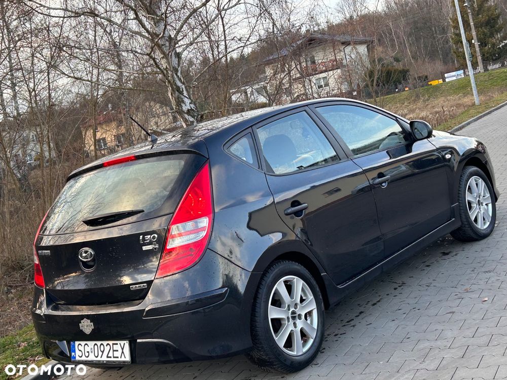 Hyundai i30 1.6 CRDi Base EU5 - 7