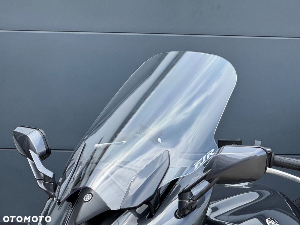 Yamaha FJR - 23