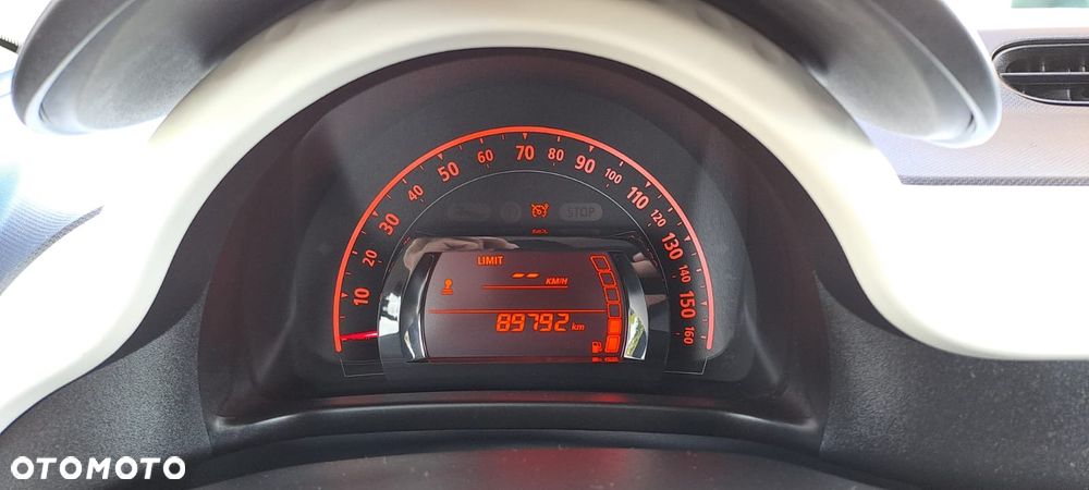 Renault Twingo SCe 70 Intens EU6 - 8