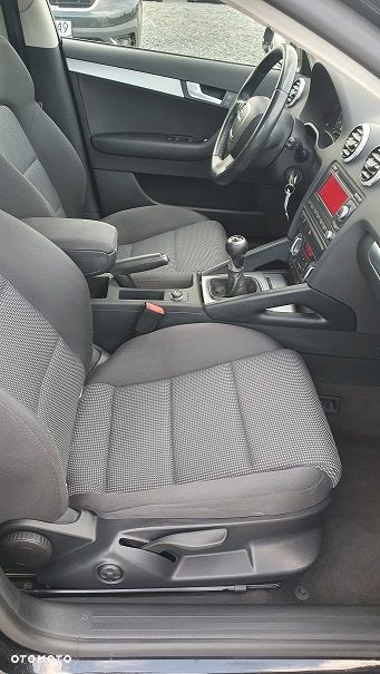 Audi A3 Sportback 2.0 TDI Attraction - 12