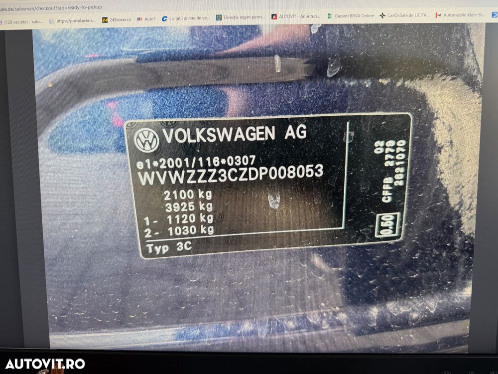Volkswagen Passat - 21
