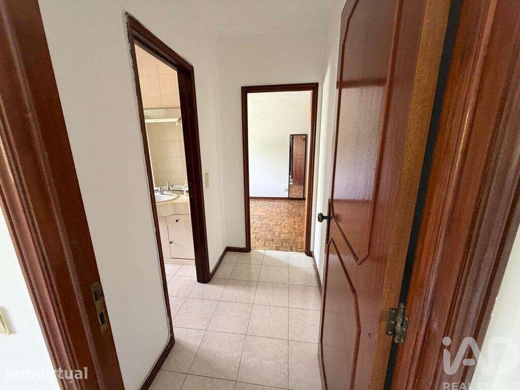Apartamento T1 em Vilar de Andorinho de 59 m2 - Grande imagem: 2/12