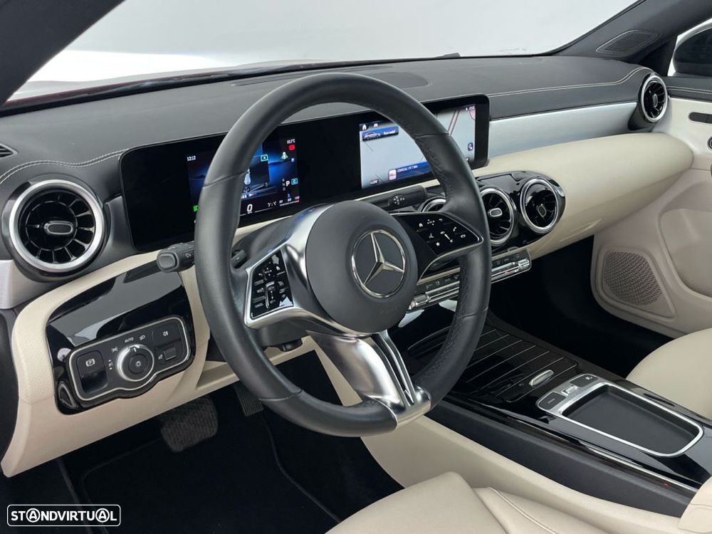 Mercedes-Benz CLA 220 d Shooting Brake AMG Line Aut. - 15