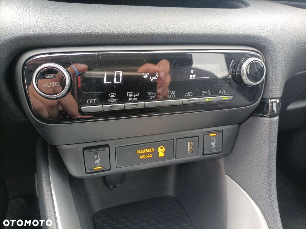 Toyota Yaris Hybrid 1.5 Comfort - 13