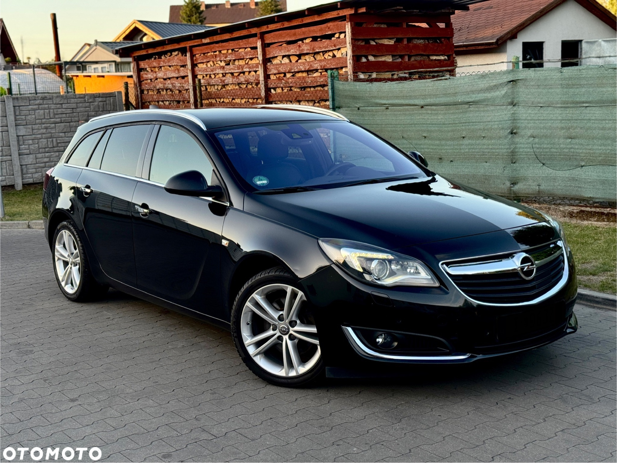 Opel Insignia Sports Tourer 2.0 Diesel Ultimate Exclusive - 3