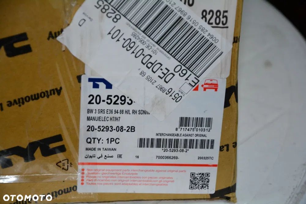 BMW 3 E36 lampa przednia prawa NOWA TYC - 3