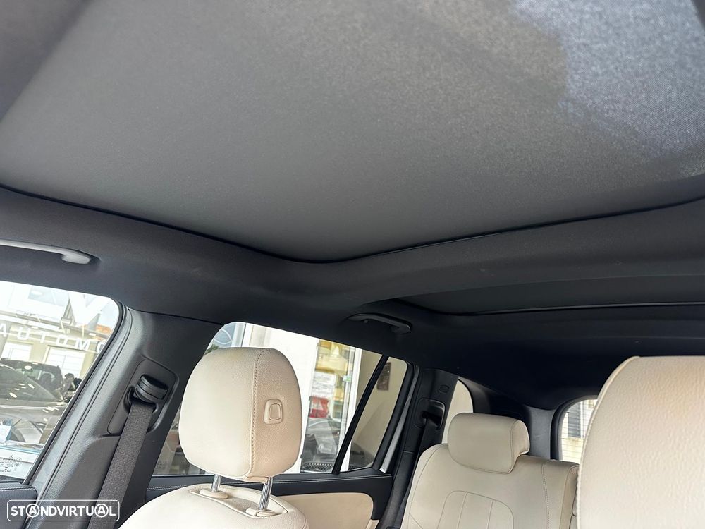 Mercedes-Benz GLB 220 d 4Matic Style - 2