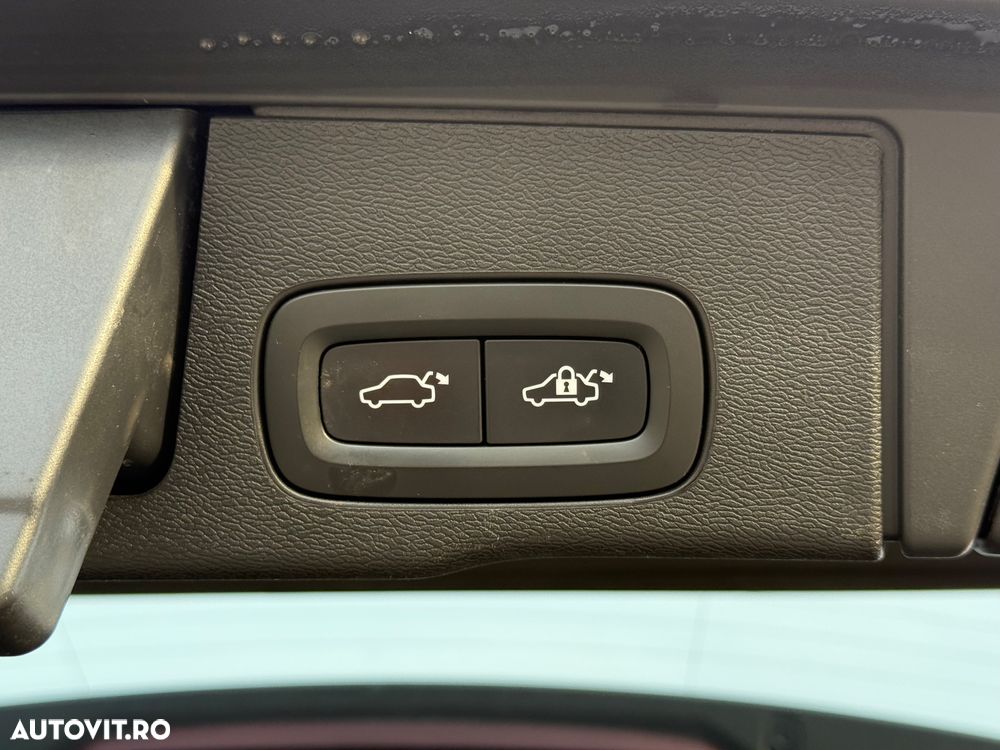 Volvo XC 60 D5 AWD Geartronic Inscription - 18