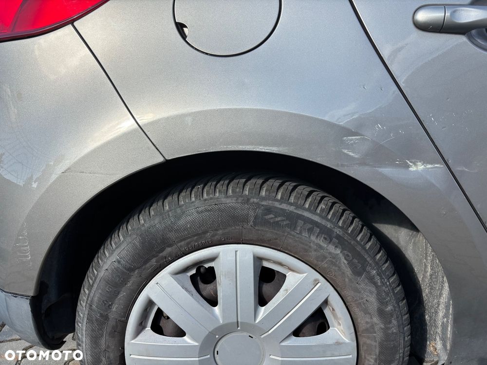 Renault Megane 1.6 16V Dynamique - 9