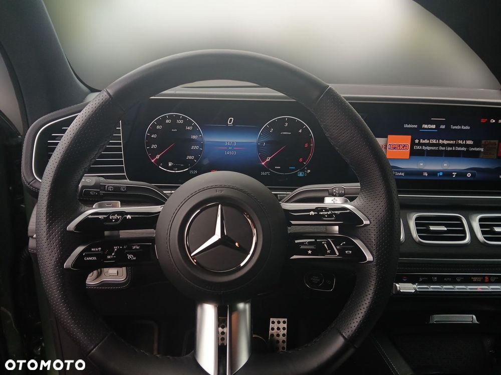 Mercedes-Benz GLS - 11