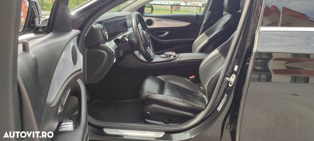 Mercedes-Benz E - 11