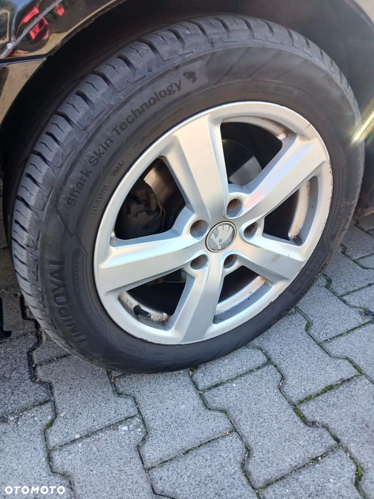 Skoda Octavia 2.0 TDI DPF Ambition - 9