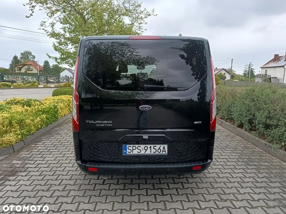 Ford Tourneo Custom 2.0 EcoBlue L1 Titanium - 5