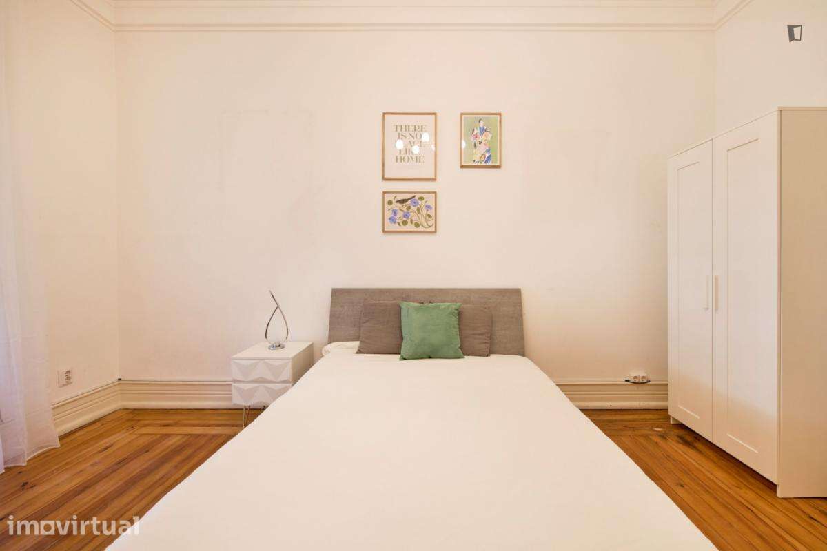 Quarto - localizado em Rato Lisbon - Grande imagem: 4/37