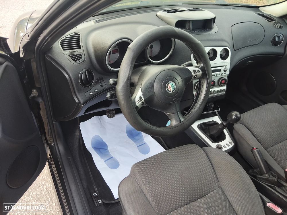 Alfa Romeo 156 Sportwagon 1.9 JTD - 6