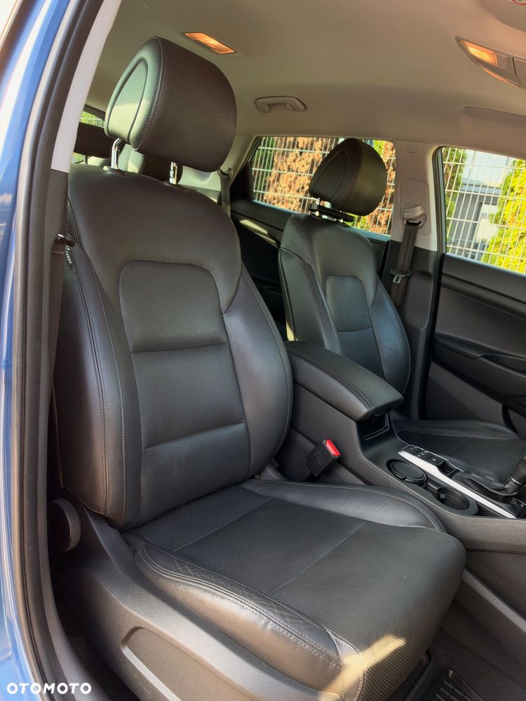 Hyundai Tucson blue 1.7 CRDi 2WD DCT Premium - 29
