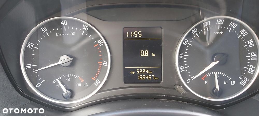 Skoda Octavia 1.6 Tour - 9