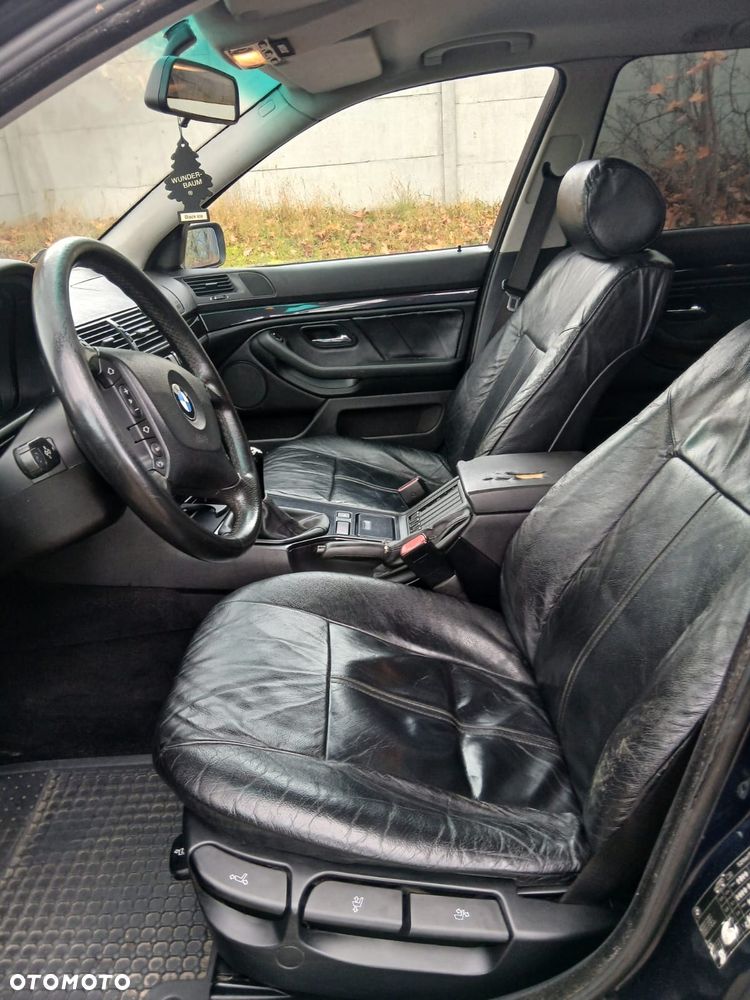 BMW Seria 5 520d - 7