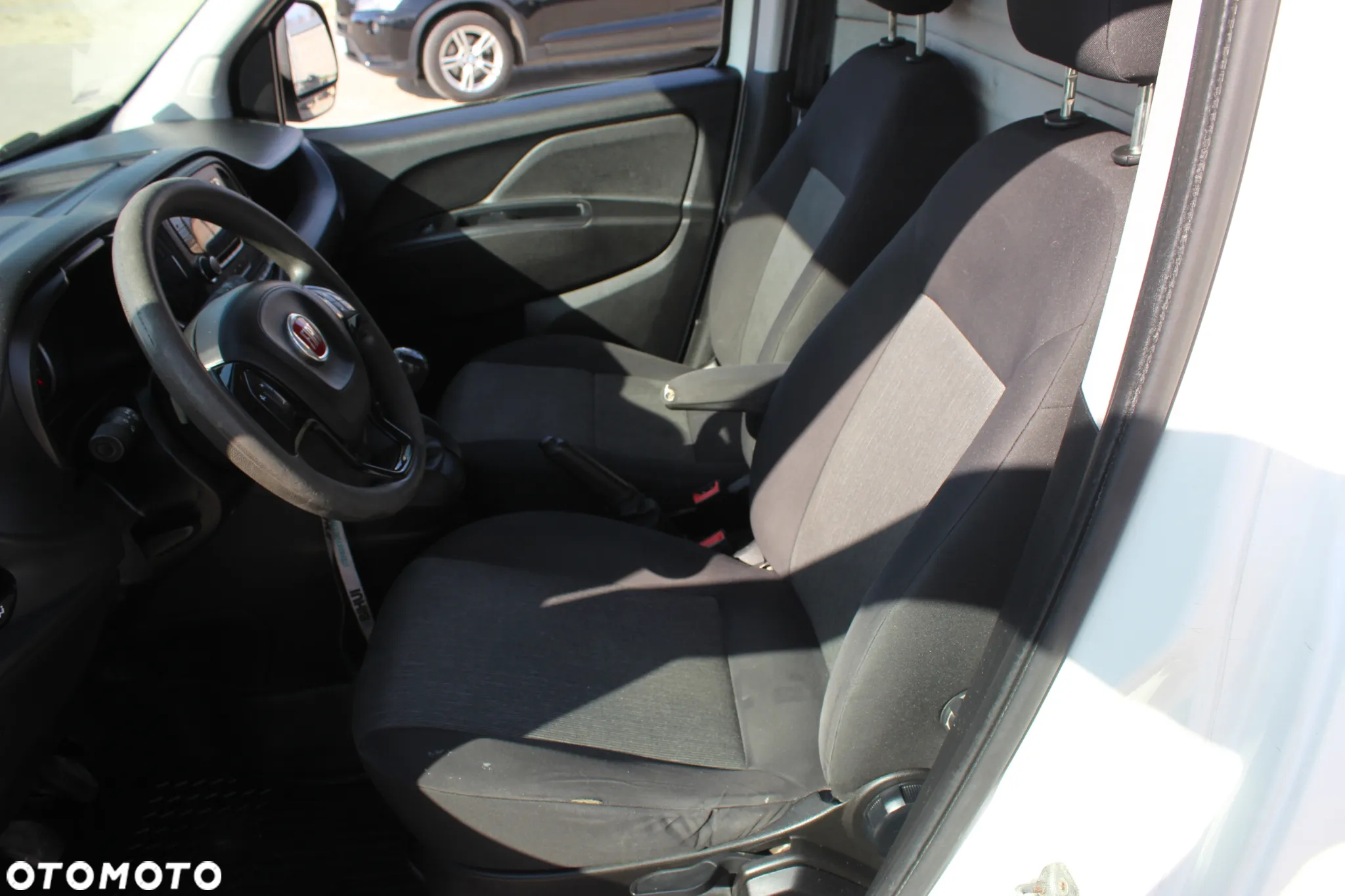 Fiat DOBLO - 13