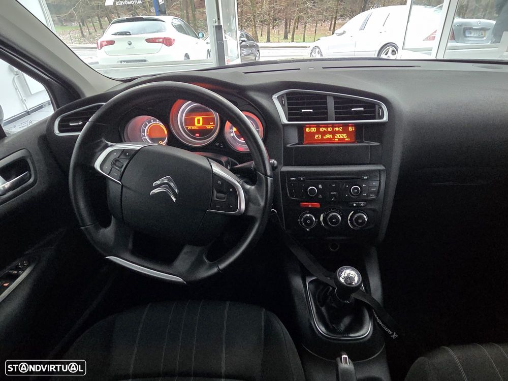 Citroën C4 1.6 HDi 110 SX - 4
