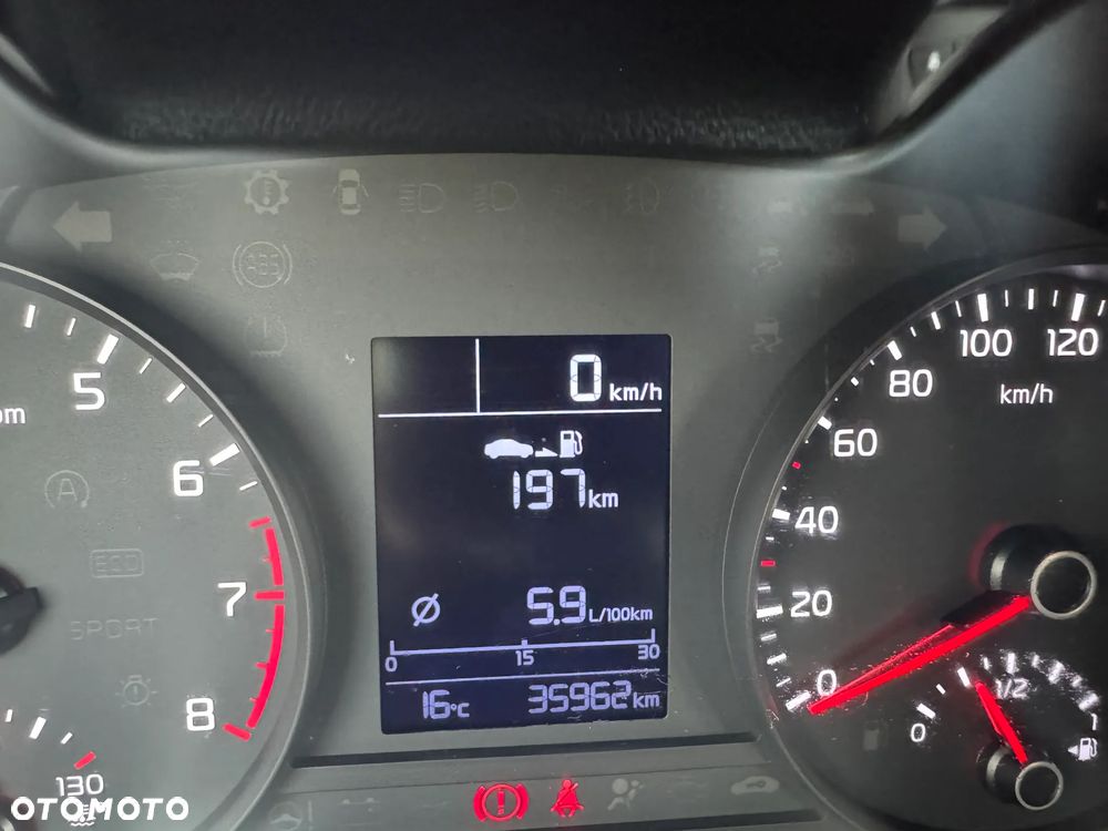 Kia Stonic 1.2 L - 17
