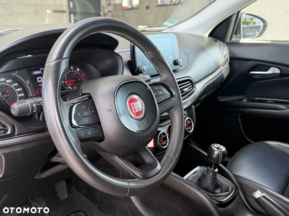 Fiat Tipo 1.4 T-Jet 16v S-Design - 17