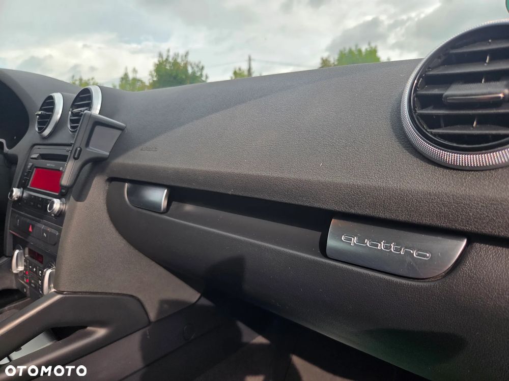 Audi A3 Sportback 1.8 TFSI Quattro Ambiente - 14