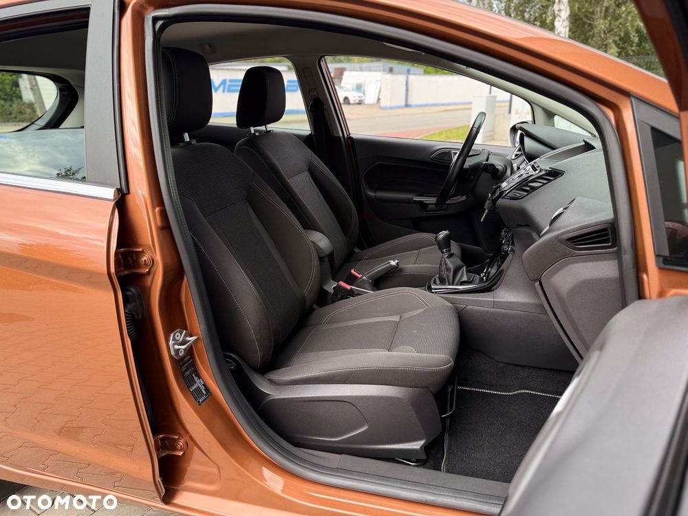 Ford Fiesta 1.0 EcoBoost Titanium - 25