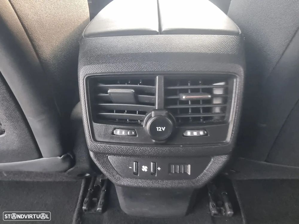 Peugeot 5008 - 24