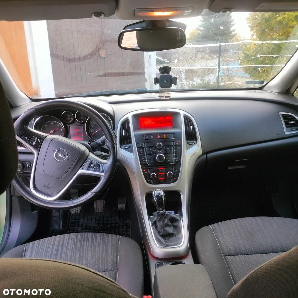 Opel Astra - 10