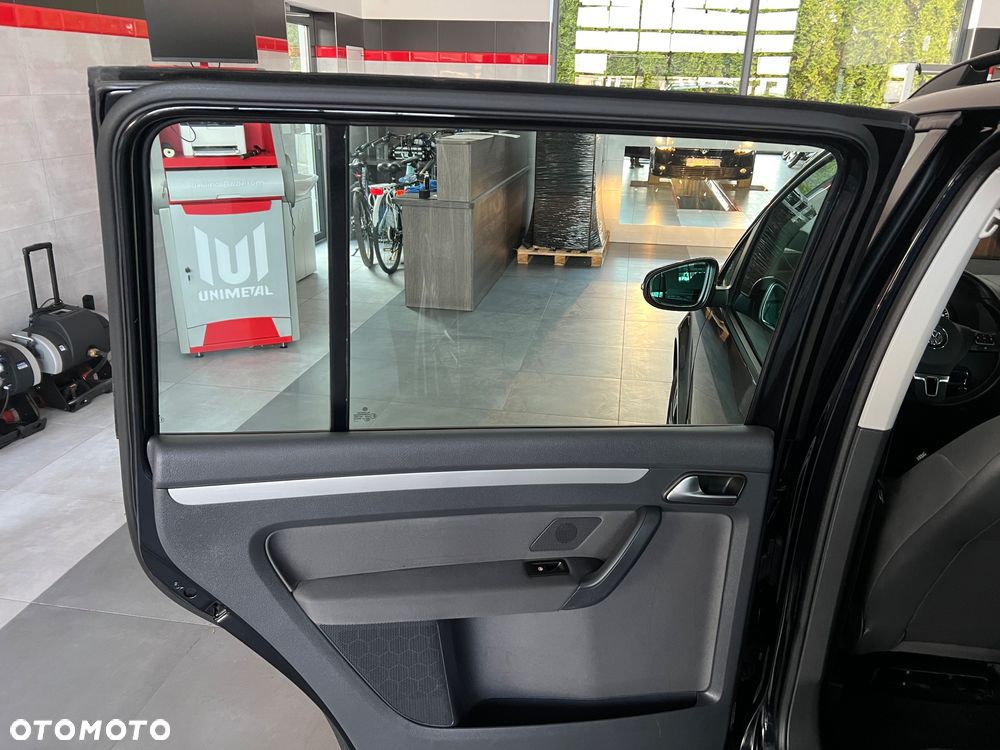 Volkswagen Touran 1.6 TDI DPF BlueMotion Technology Comfortline - 20