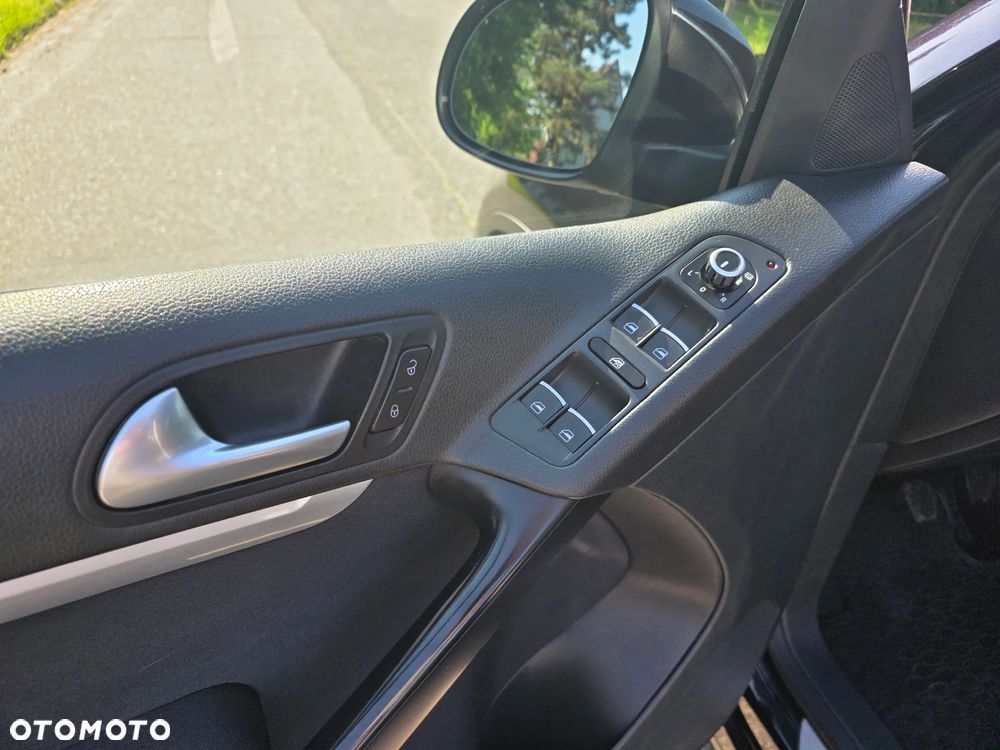 Volkswagen Tiguan 2.0 TDI DPF BlueMotion Technology Cup Sport & Style - 17