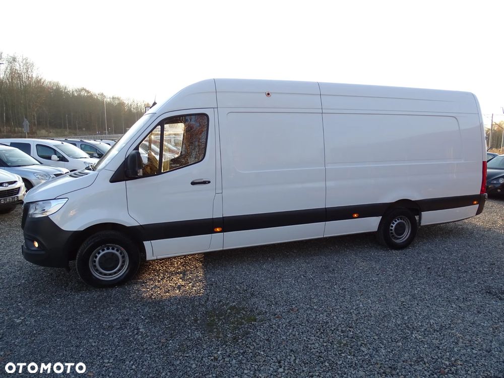 Mercedes-Benz SPRINTER - 5