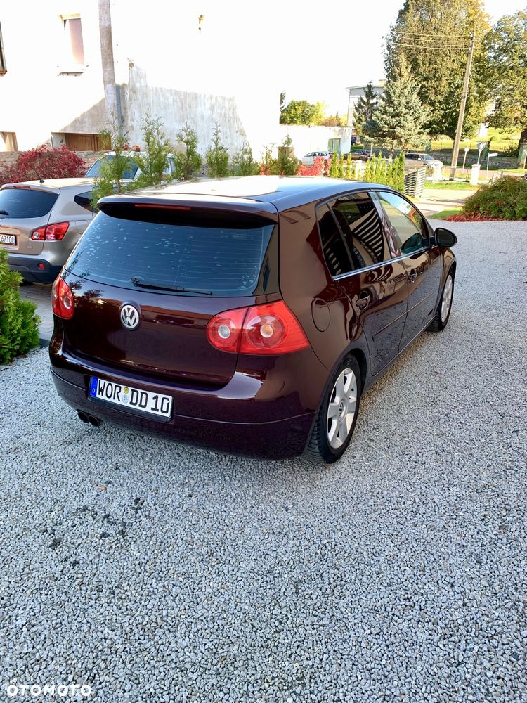 Volkswagen Golf 2.0 FSI Individual - 7