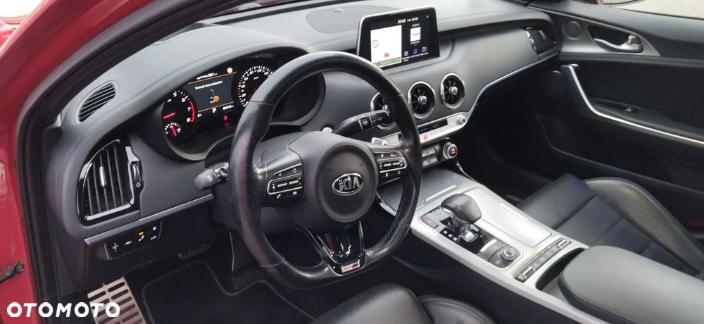 Kia Stinger - 27