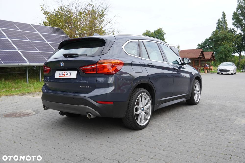 BMW X1 xDrive20d - 11
