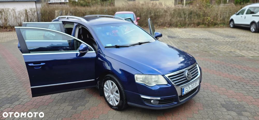 Volkswagen Passat 2.0 TDI Highline - 8