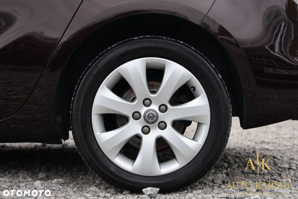Opel Zafira - 10